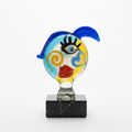 Scultura in vetro di Murano su sfondo bianco, fotografia prodotto professionale